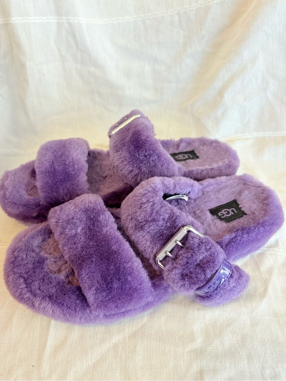 Ugg FUZZ YEAH violet bloom purple slippers size 9